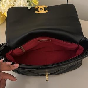 Chanel 19 flap bag 100% authentic